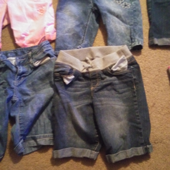 GIRL SHORTS - Picture 2 of 5